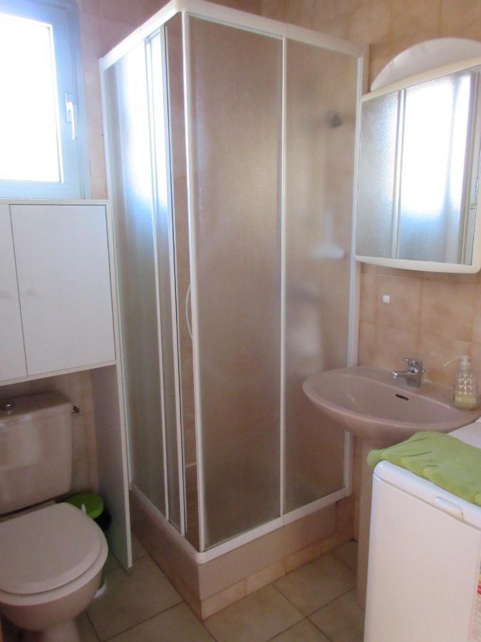 Apart Climatise T3 St Pierre La Mer 1 Er Etage, 4 Pers Fleury  Exteriör bild